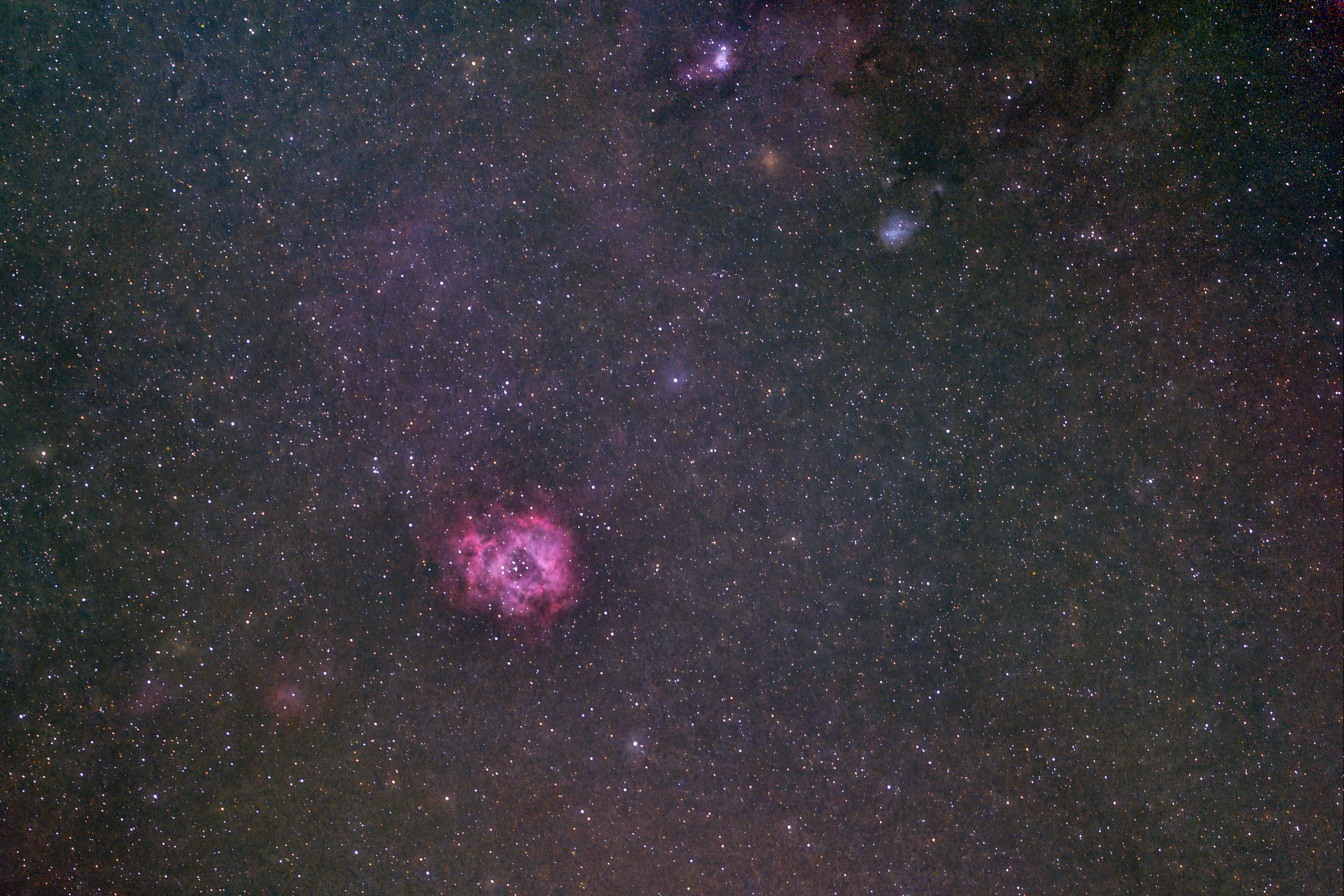 象鼻星云深空照片